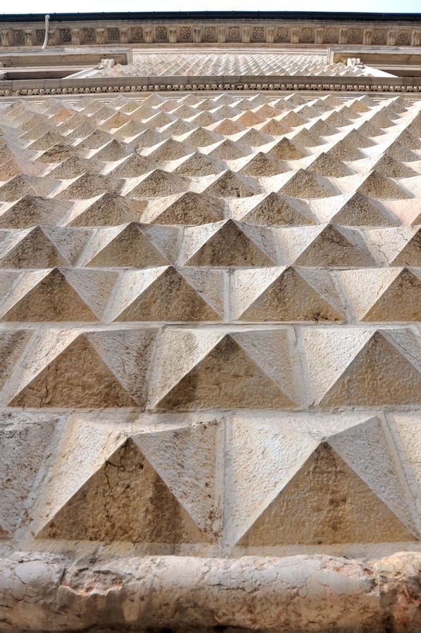 Palazzo dei Diamanti, Ferrara. Architect Biagio Rossetti. © RS